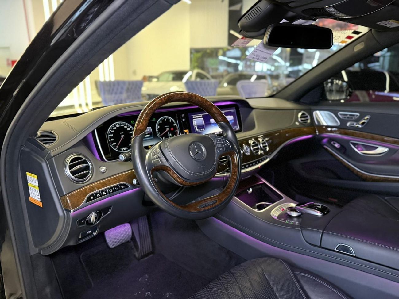 مرسيدس مايباخ S550 مايباخ 2015 Mercedes‑Maybach S 550 - Perfect Condition - Only 65,000 km !