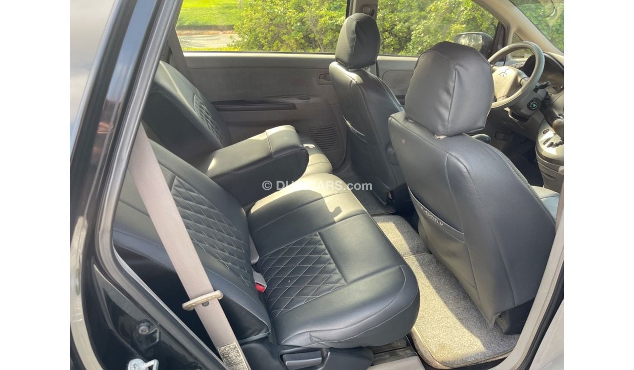 Mitsubishi Galant MITSUBISHI GRANDIS mobile 2005 STATION   GCC Excellent Condition