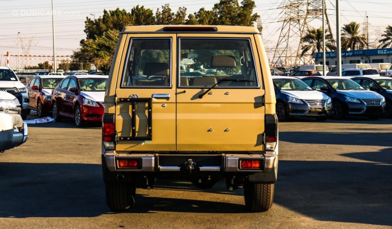 Toyota Land Cruiser Hard Top