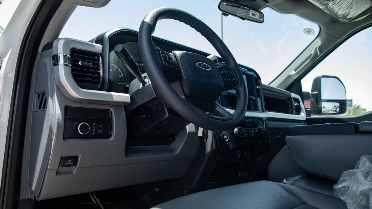 فورد F 550 XL SUPERDUTY 6.7L Power Stroke Turbo Diesel V8 | REGULAR CHASSY | 2024