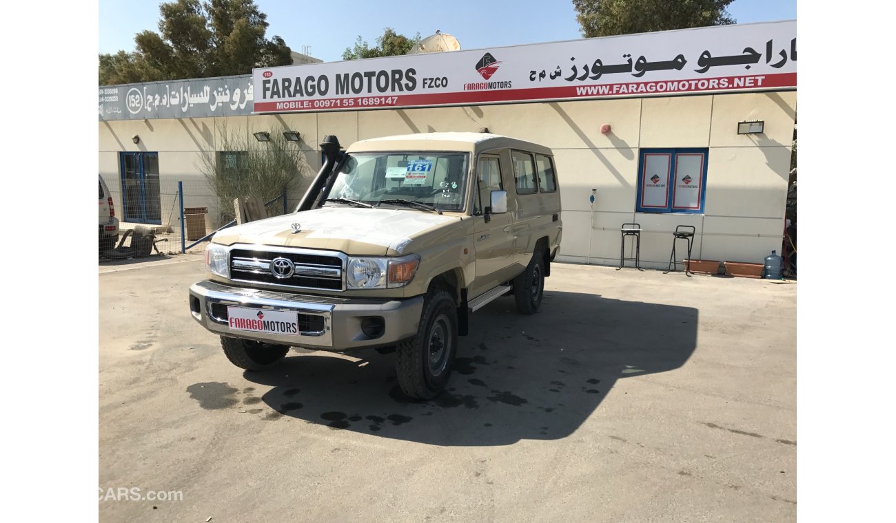 Toyota Land Cruiser HARDTOP PETROL