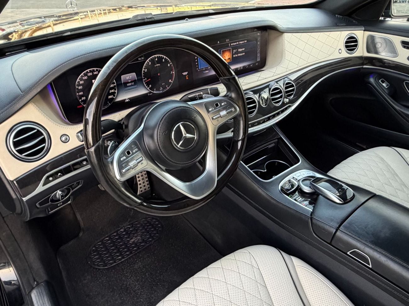 مرسيدس بنز S 560 STD AMG