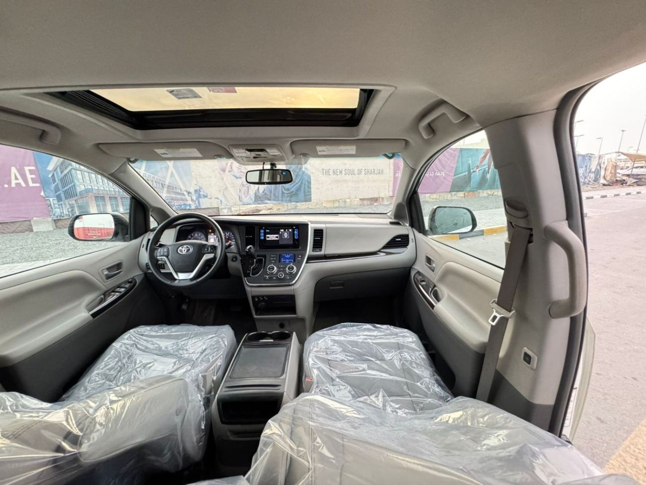 Toyota Sienna In excellent condition and requires no expenses