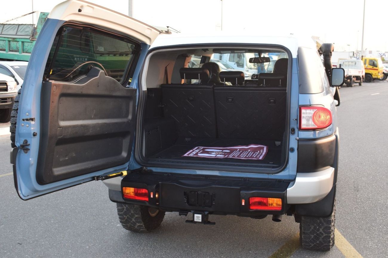 Toyota FJ Cruiser 2015 TOYOTA FJ CRUISER