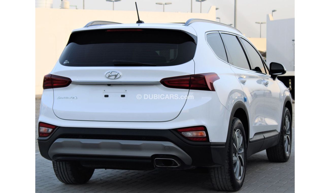 Hyundai Santa Fe GL Hyundai Santa Fe 2019 full option GCC, in excellent condition, without accidents
