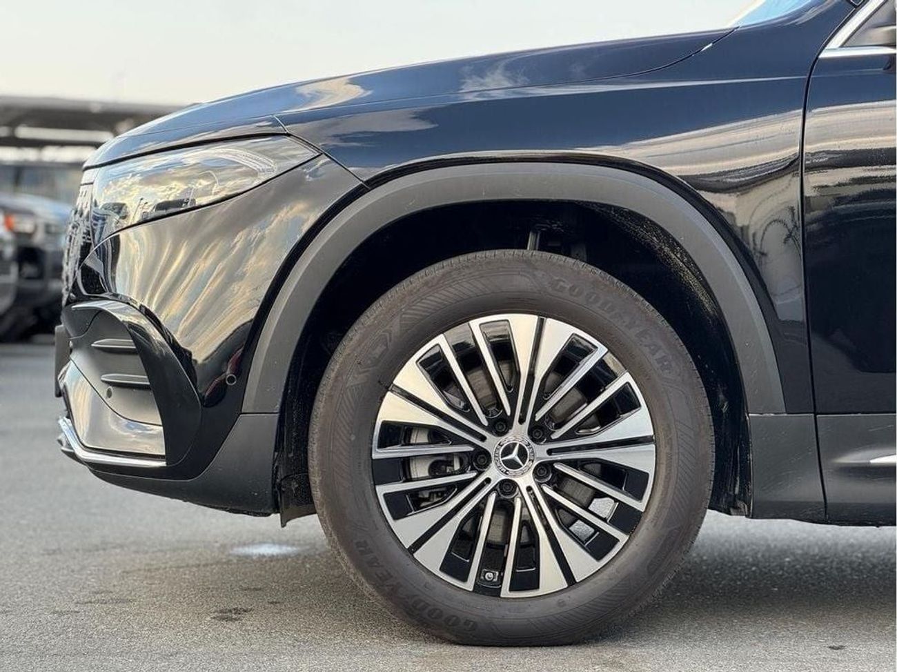 مرسيدس بنز EQB 260 MERCEDES BENZ  EQB 260  2024