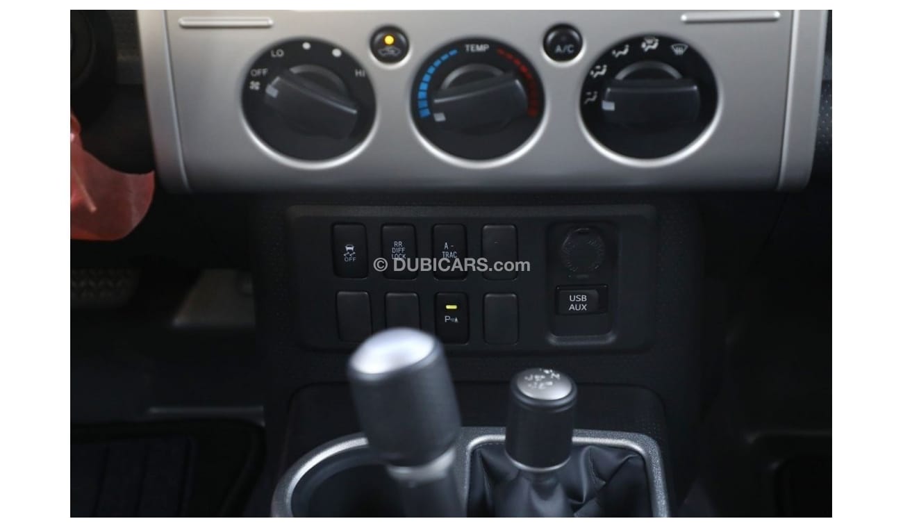 Toyota FJ Cruiser 2023 Toyota FJ Cruiser 4.0 with JBL Petrol - White inside Black | Export Only