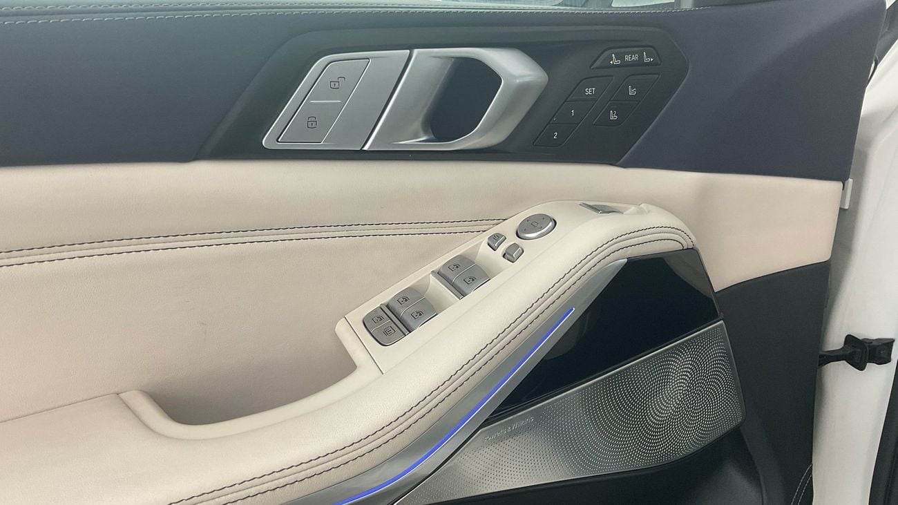 BMW X7 M50i | upto AED 20,000 Ramadan Discount | Guaranteed Warranty | 0 Down Payment