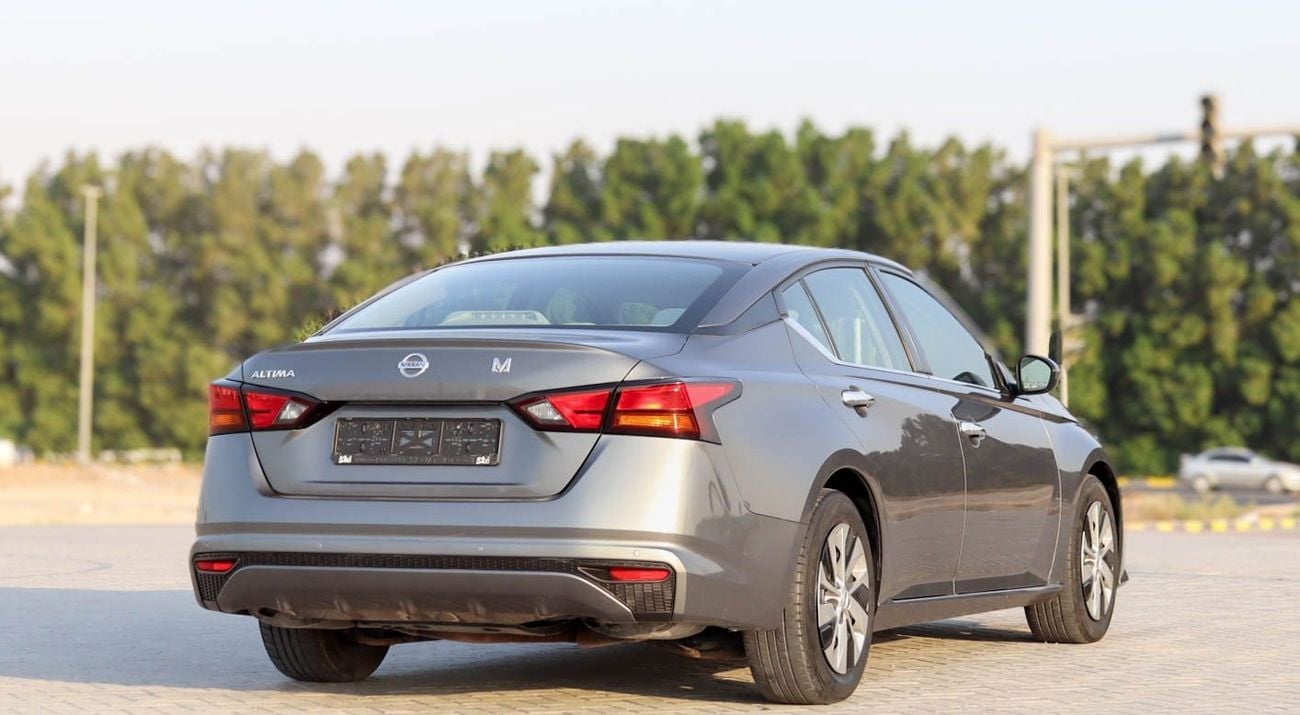Nissan Altima S 2.5L NISSAN ALTIMA 2.5L 2021 GCC accident free in excellent condition 1217 P.M