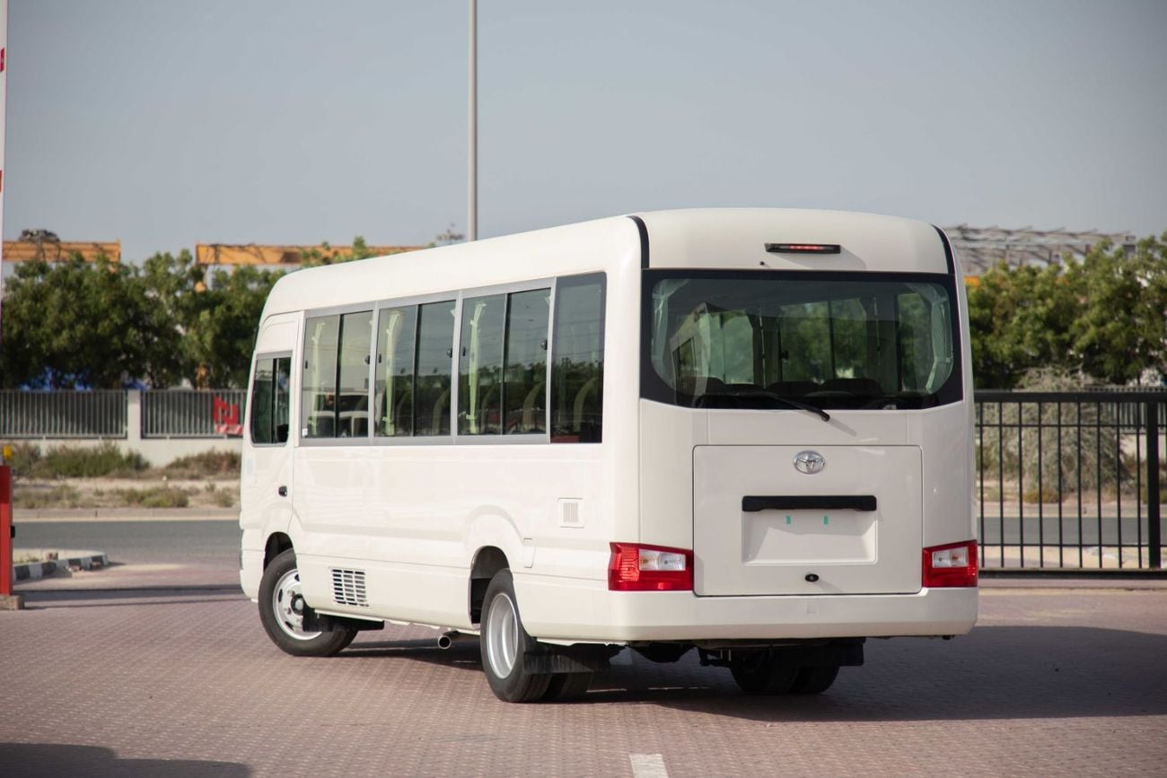 تويوتا كوستر 30 Seater 4.0L - White Inside Grey | Export Only