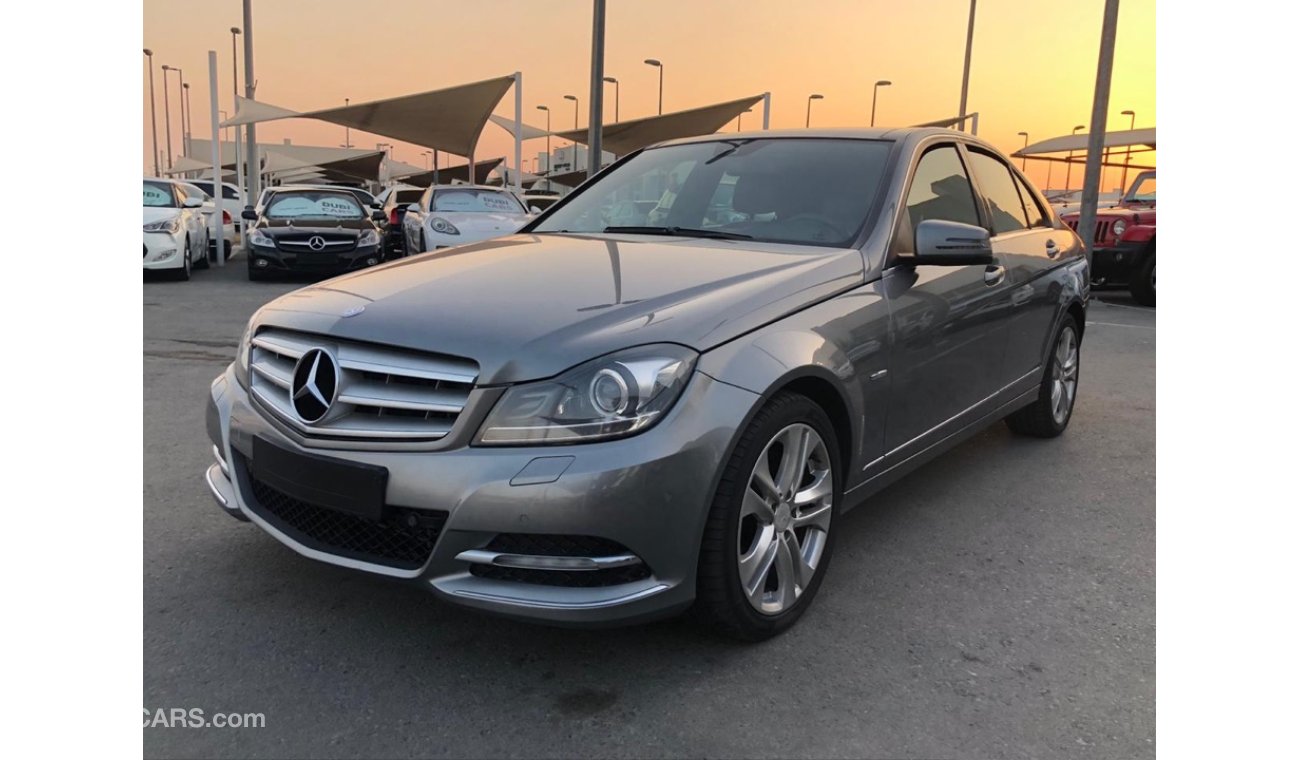 Mercedes-Benz C 300 Mercedes benz C300 model 2012 GCC car prefect condition full option low mileage sun roof leather sea