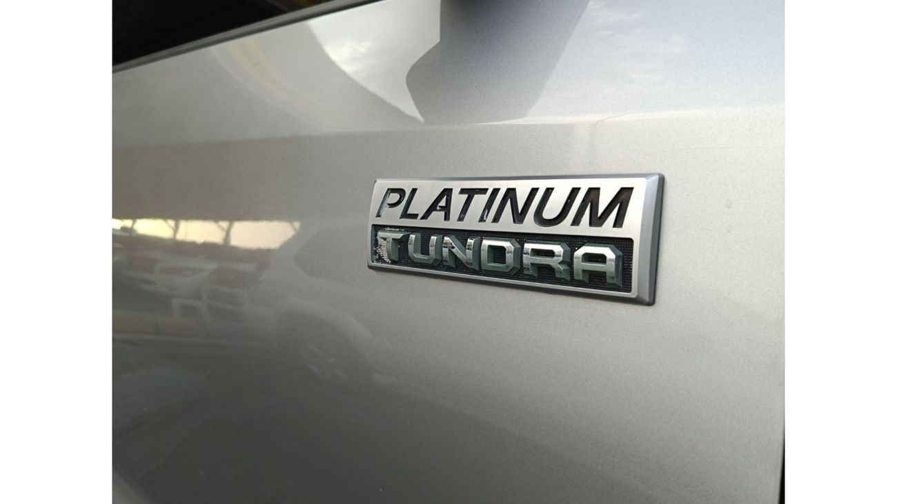 Toyota Tundra Crewmax Limited بلاتينيوم TRD