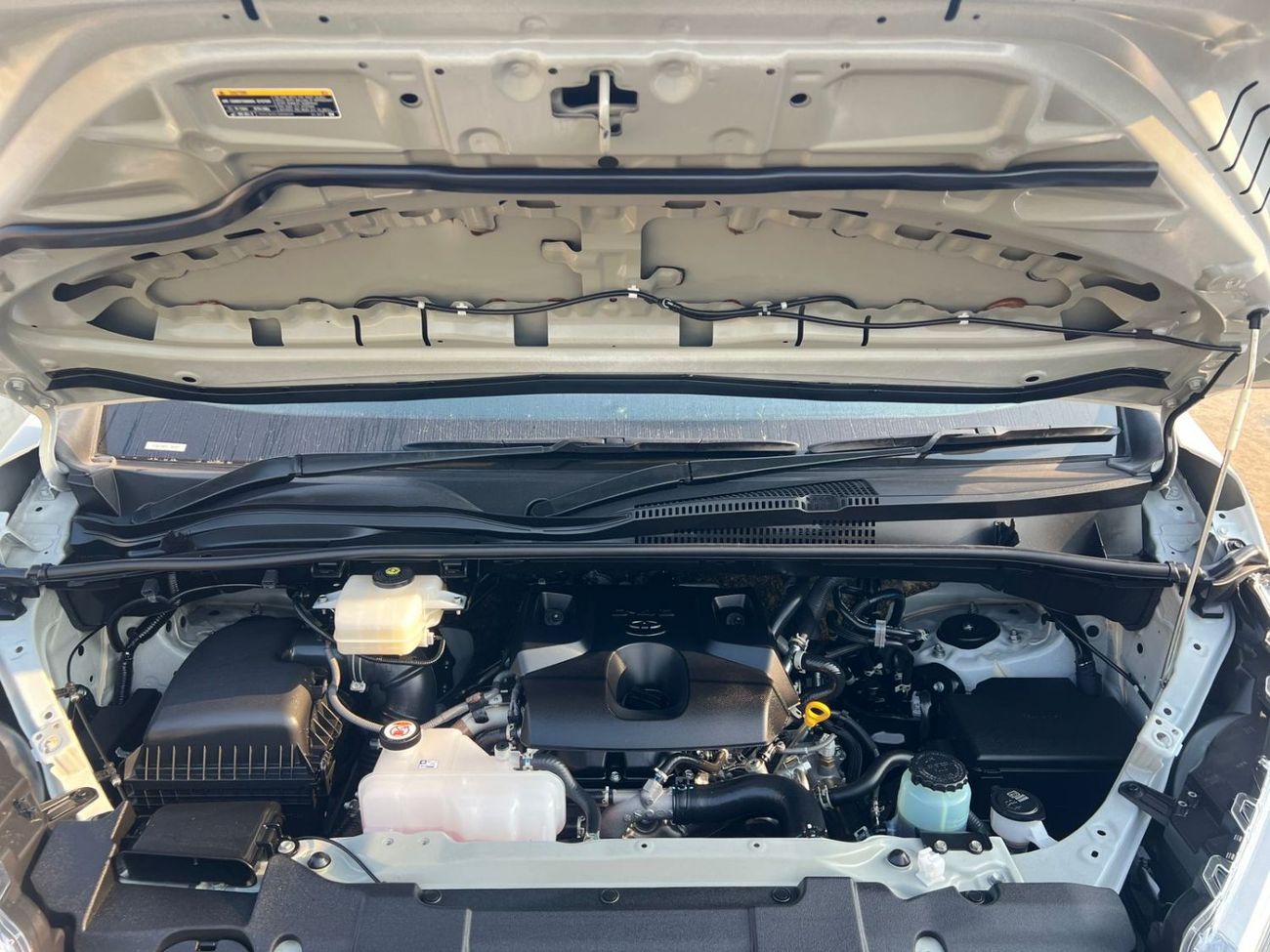 Toyota Hiace right hand drive ,only for export available