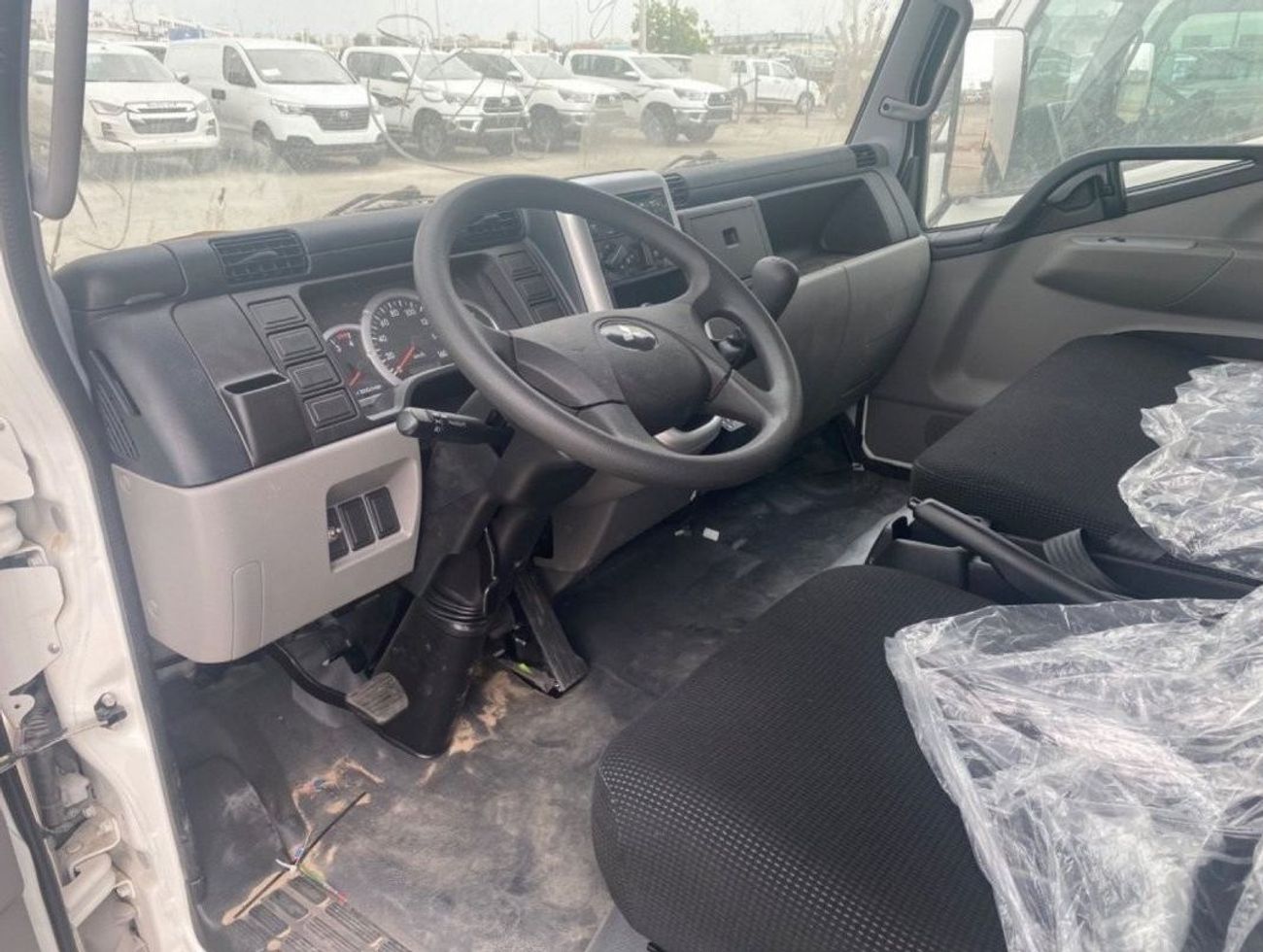 ميتسوبيشي فوسو كانتير Refrigerator -16