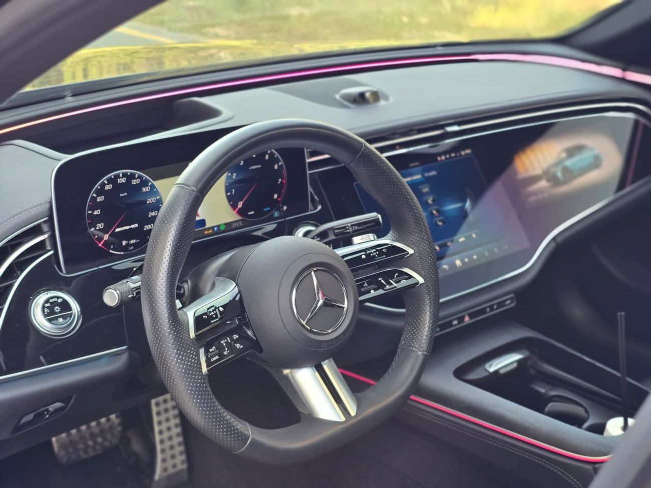 Mercedes-Benz E300 MERCEDES E-300 2024 // ORGINAL PAINT // LOW MILEAGE // PERFECT CONDITION // FULL OPITION