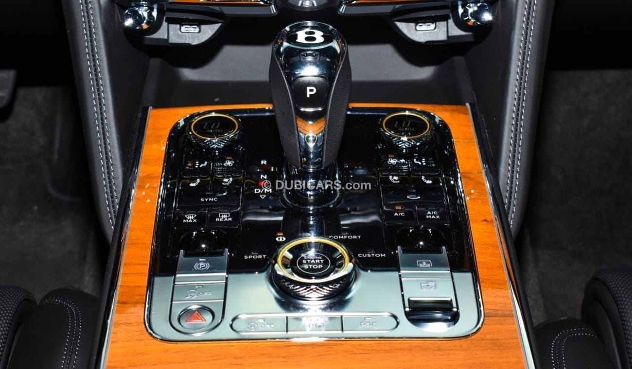 بنتلي فلاينج سبور V8 Japanese specs