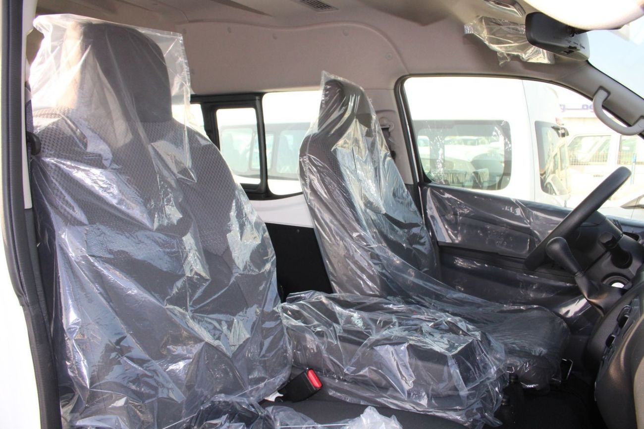 Nissan Urvan LHD - NISSAN URVAN 2.5L DIESEL 15-SEATER HIGH ROOF NARROW BODY DX MANUAL