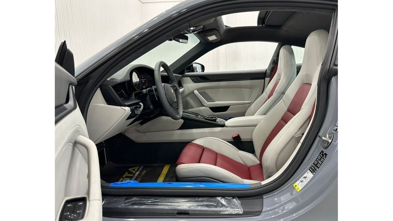 بورش 911 2023 Porsche 911 Carrera 4 GTS, 2 Years Porsche Warranty, Full Porsche Service History