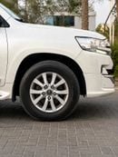 Toyota Land Cruiser GXR 3,360 P.M | | LANDCRUISER | GXR | 4.0L V6 | | GCC | ORIGINAL PAINT