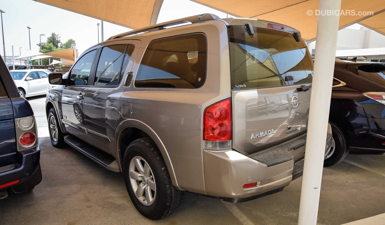 Nissan Armada SE