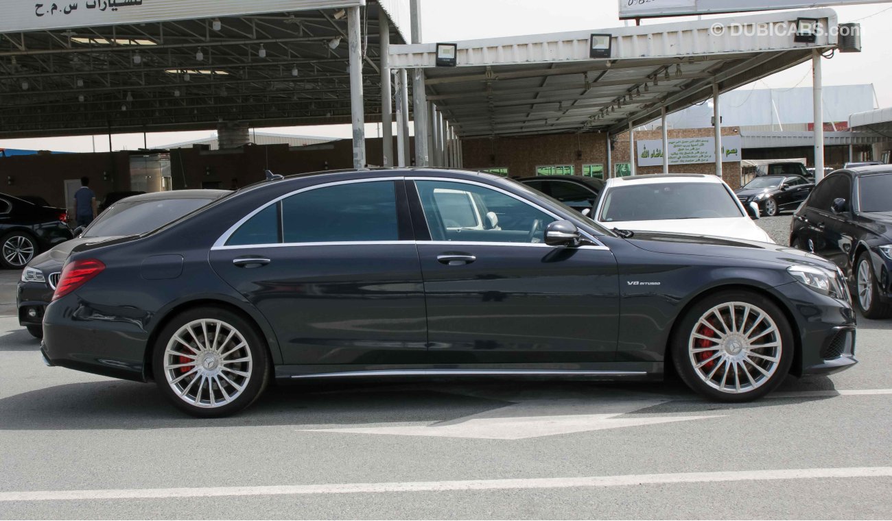 Mercedes-Benz S 63 AMG 4Matic          Import from Japan.