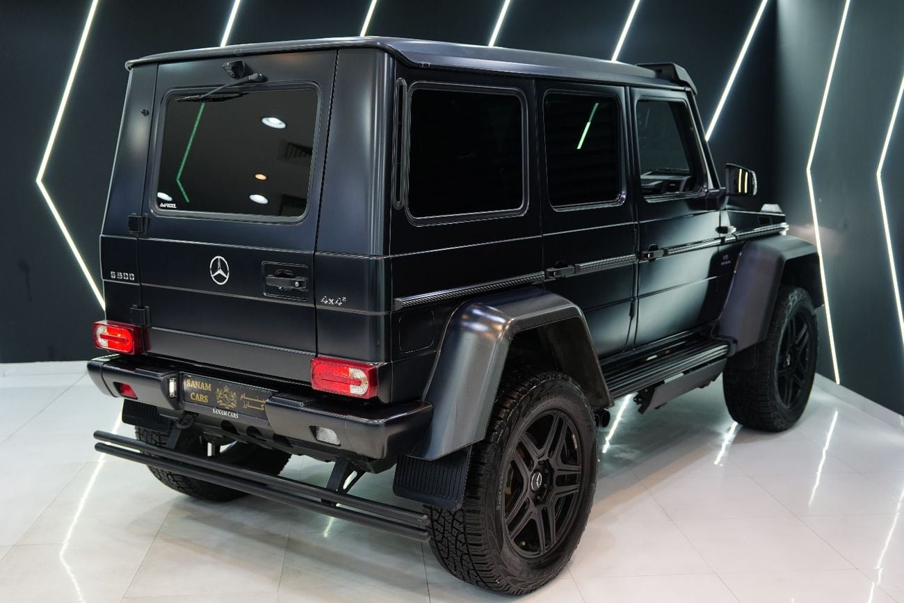مرسيدس بنز G 500 4X4 4.0L Carbon Fiber Trim, Harman/Kardon Audio, Power Running Boards, GCC Specs!!