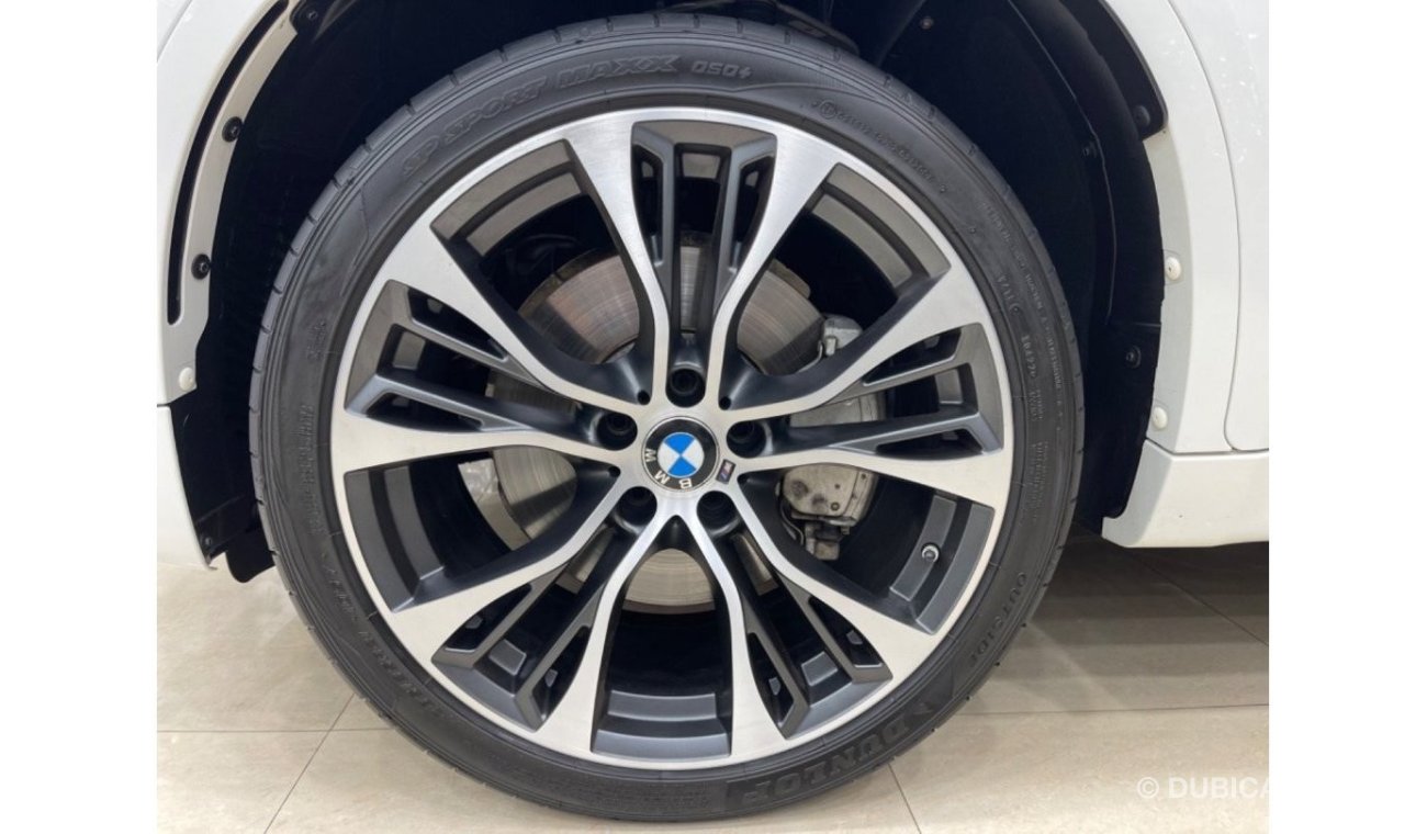 بي أم دبليو X6 50i M سبورت 50i اكسكلوسيف BMW X6 XDrive 50i M package GCC 2018 Under warranty and service contract f