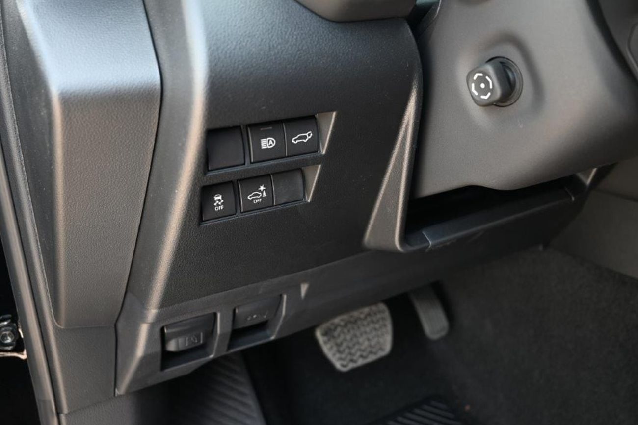 Toyota Land Cruiser VXR 3.3L