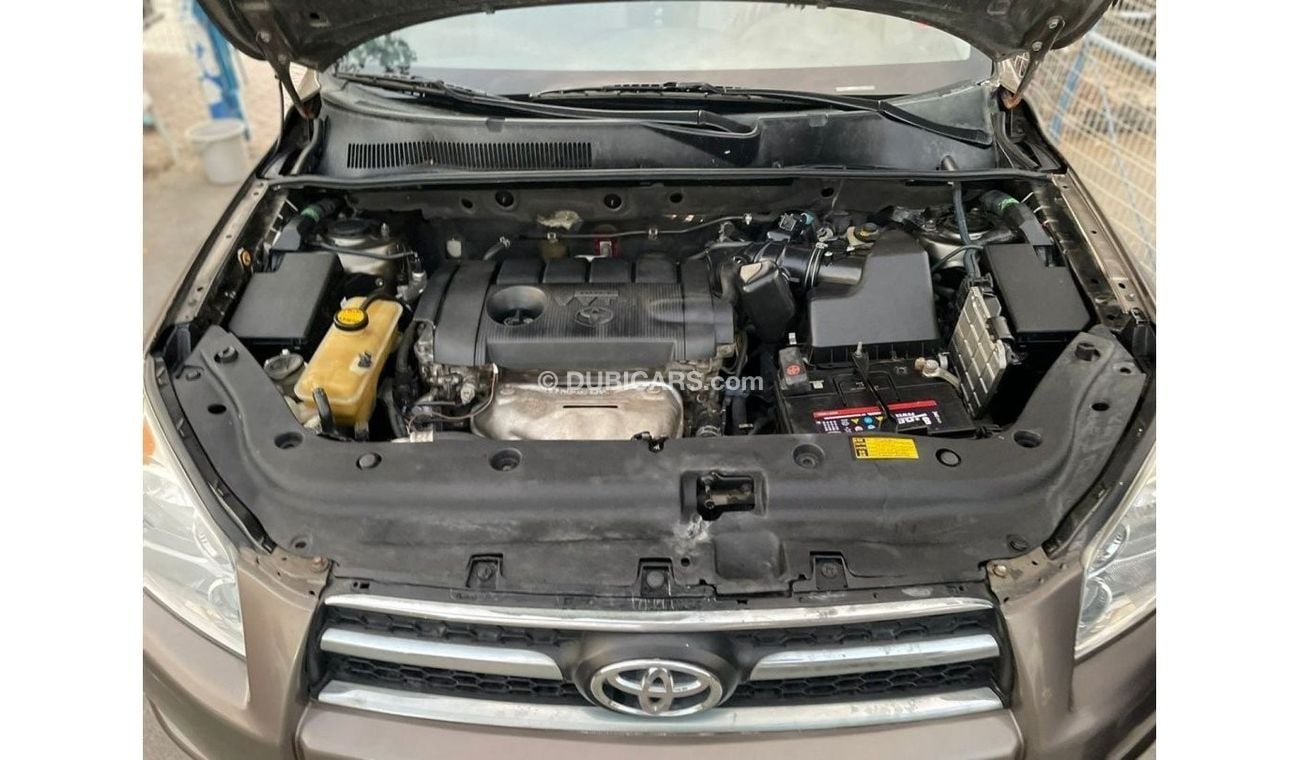 تويوتا راف ٤ 2011 Toyota RAV4 4X4 With Sunroof