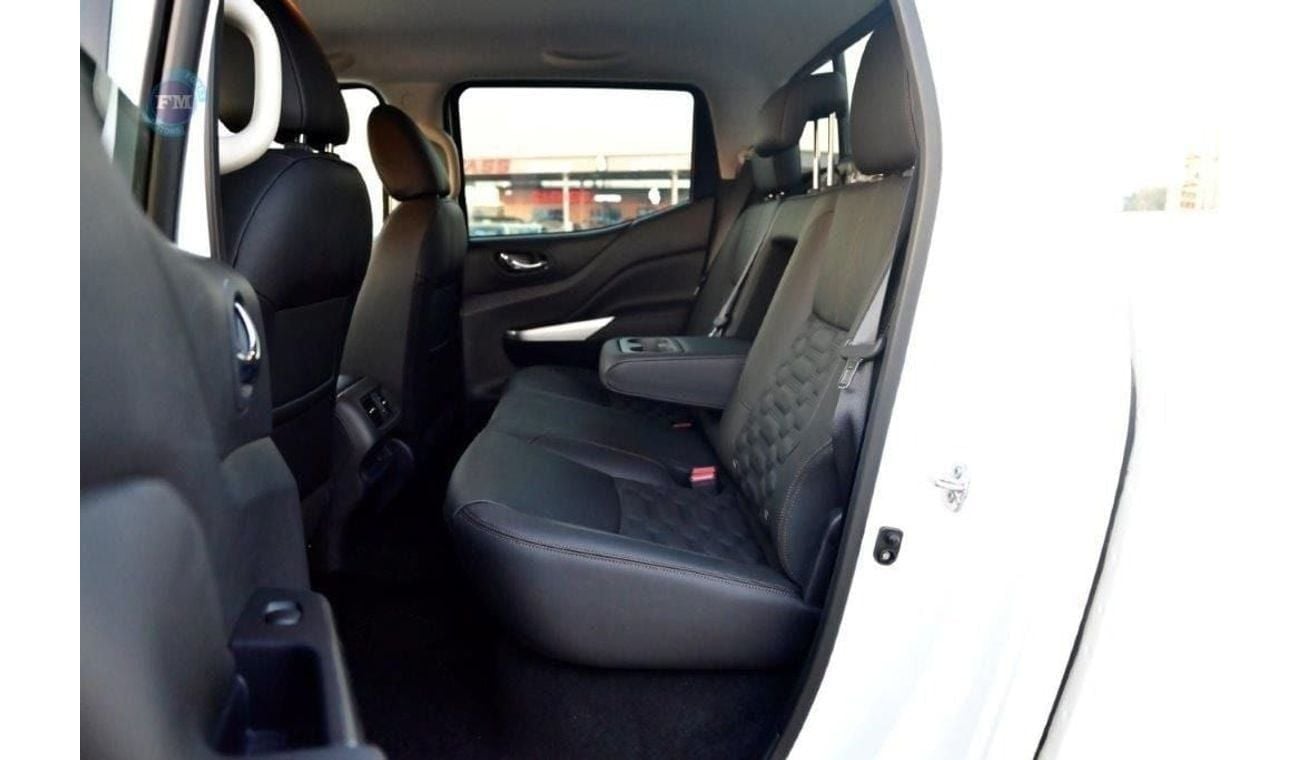 نيسان نافارا Double Cab Pickup LE 2.5L Petrol 4WD Manual