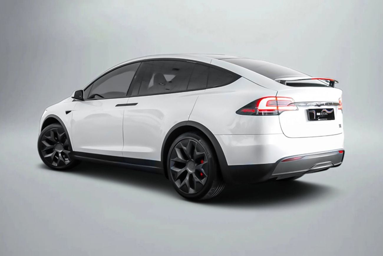 Tesla Model X PLAID