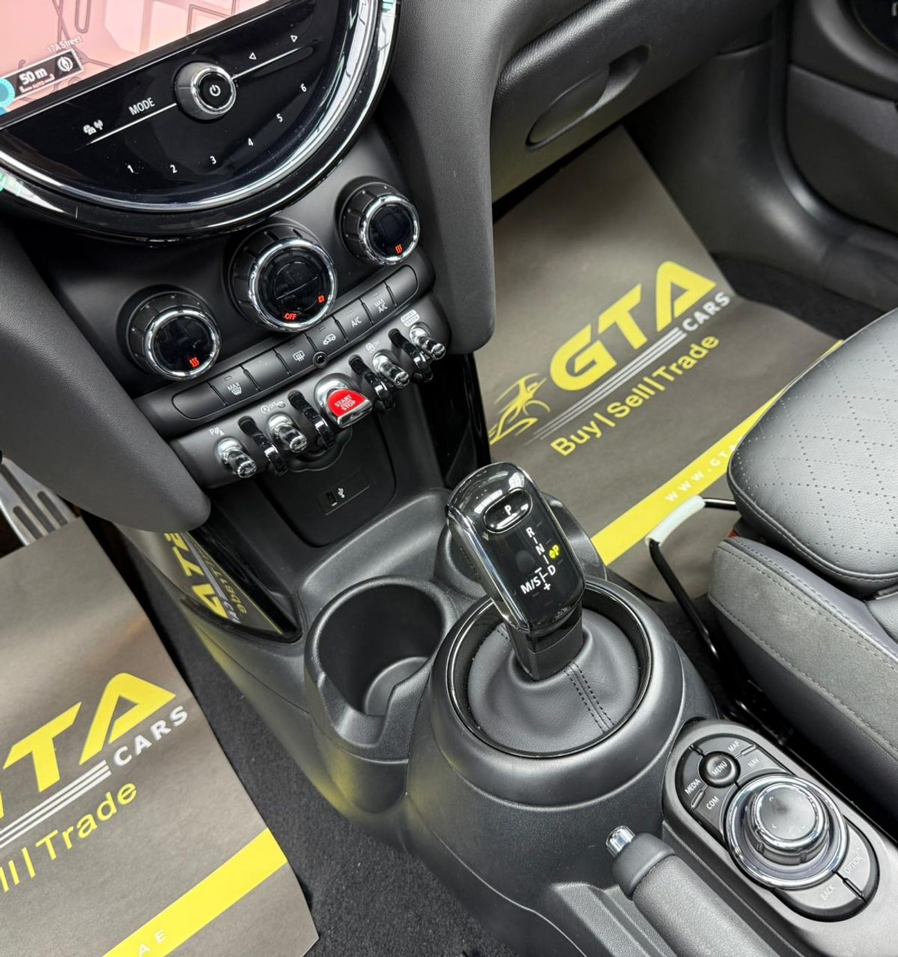 ميني كوبر إس 2023 MINI Cooper S (JCW Kit) ,Agency Warranty ,Full Service History, GCC