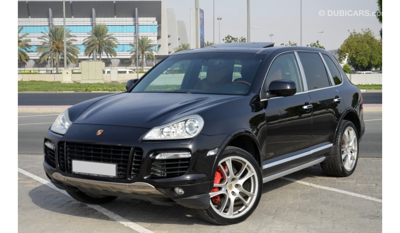 Porsche Cayenne Turbo Full Option in Excellent Condition