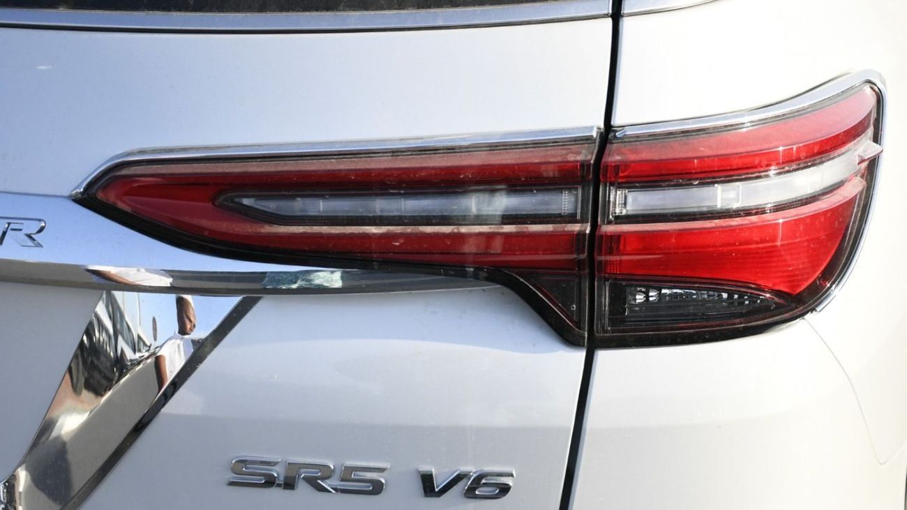 Toyota Fortuner VXR 4.0L (278 HP) VXR V6 4.0L Petrol Full Option 2025YM