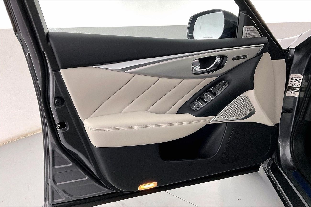 Jeep Grand Cherokee Laredo | 1 year free warranty | 0 Down Payment