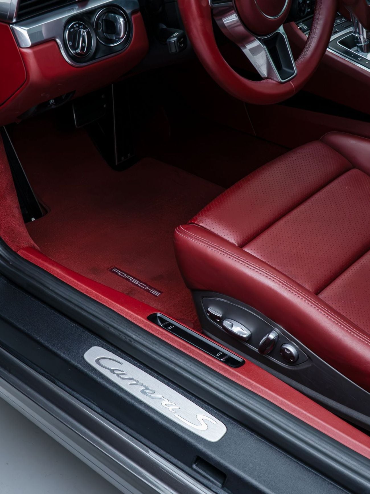 Porsche 911 CARRERA S