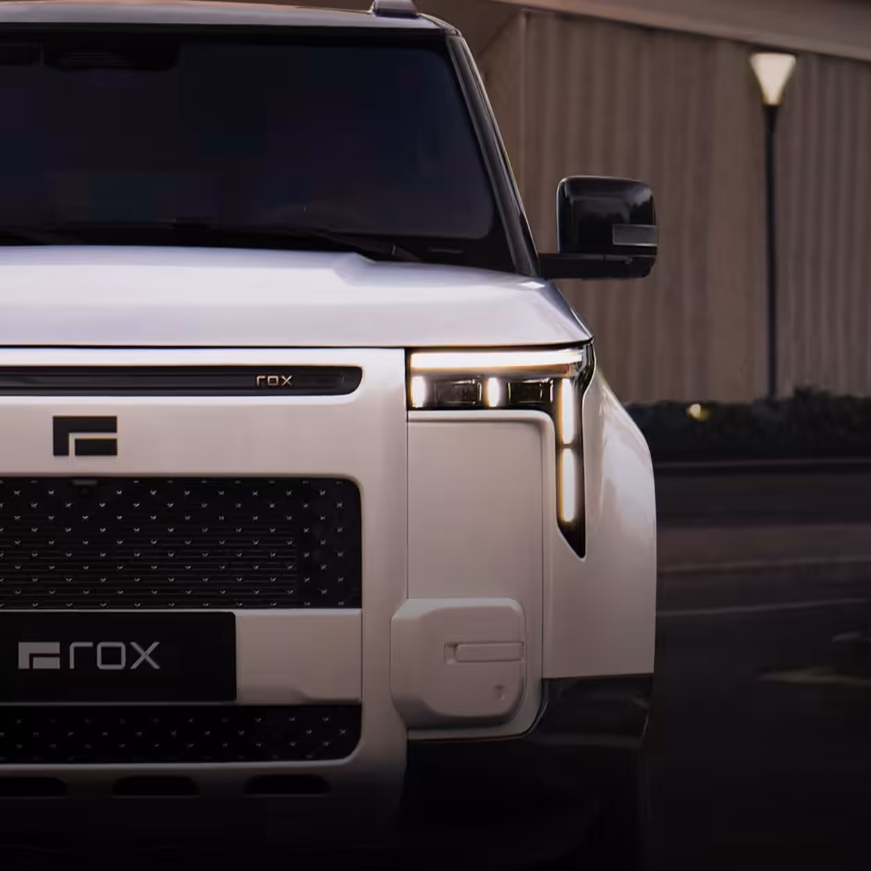 ROX Adamas exterior - Head Light