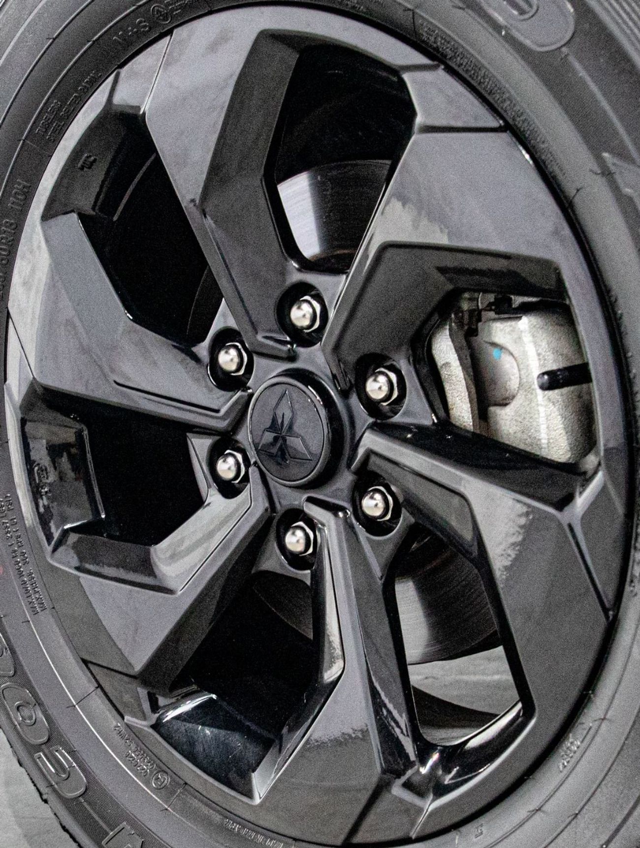 Mitsubishi Montero Sport