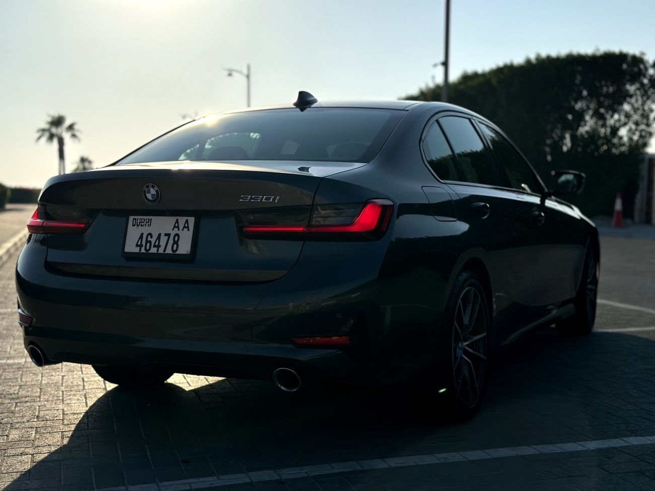 BMW 330i