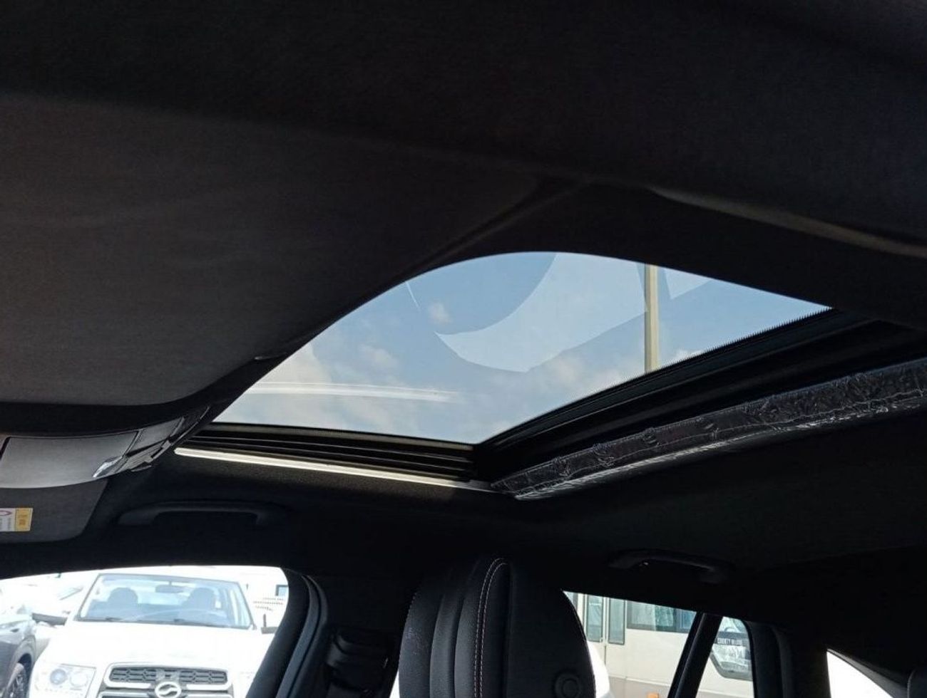 Mercedes-Benz EQC 350 MERCEDES BENZ EQC 350 ELECTRIC 2022MY EXPORT & LOCAL