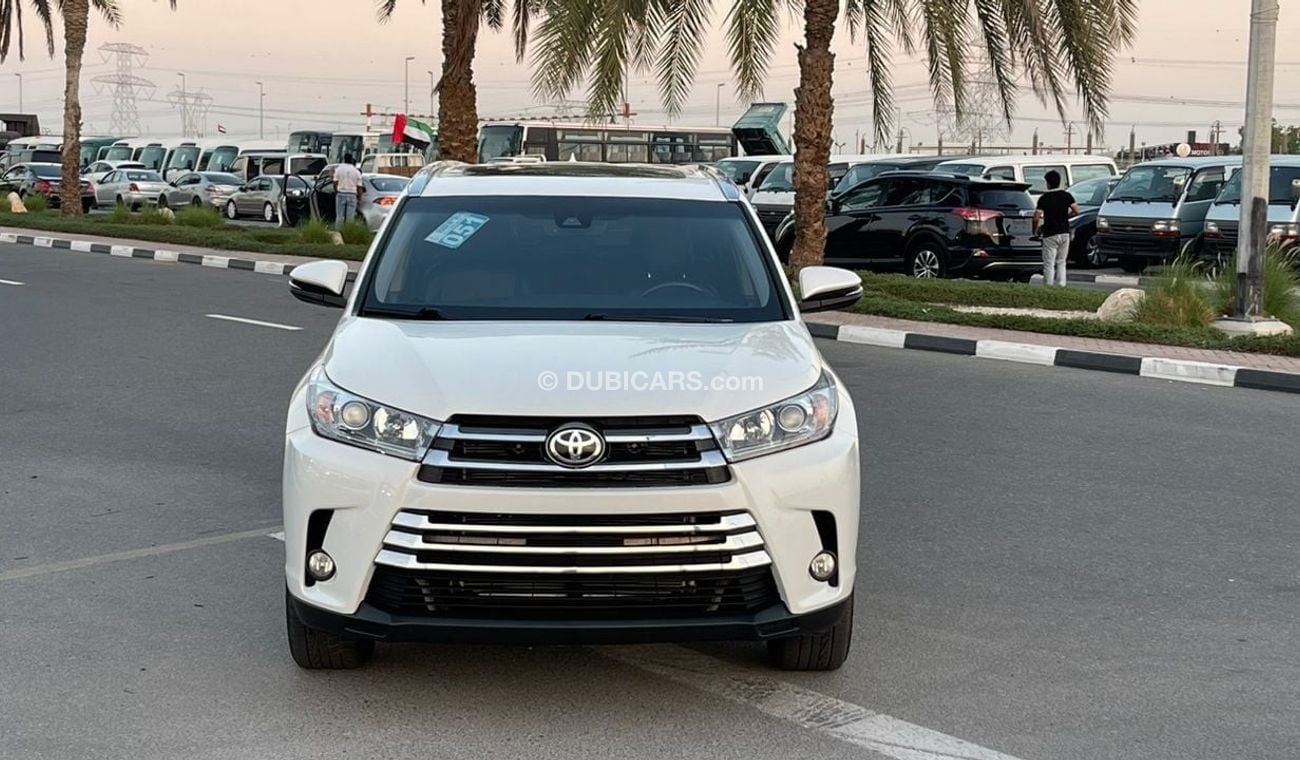 Toyota Highlander 2017 TOYOTA HIGHLANDER  full options XLE 4x4 IMPORTED FROM USA VERY CLEAN CAR INSIDE AND OUT SIDE FO