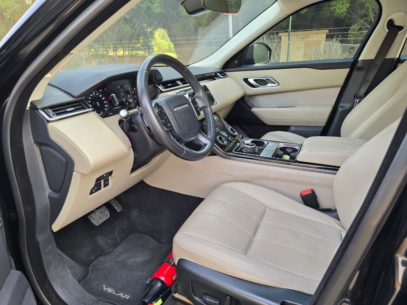 Land Rover Range Rover Velar P250 S 2.0L Petrol VELAR P250S V4 2019 GCC // ACCIDENT FREE // WELL MAINTAINED // PERFECT CONDITION