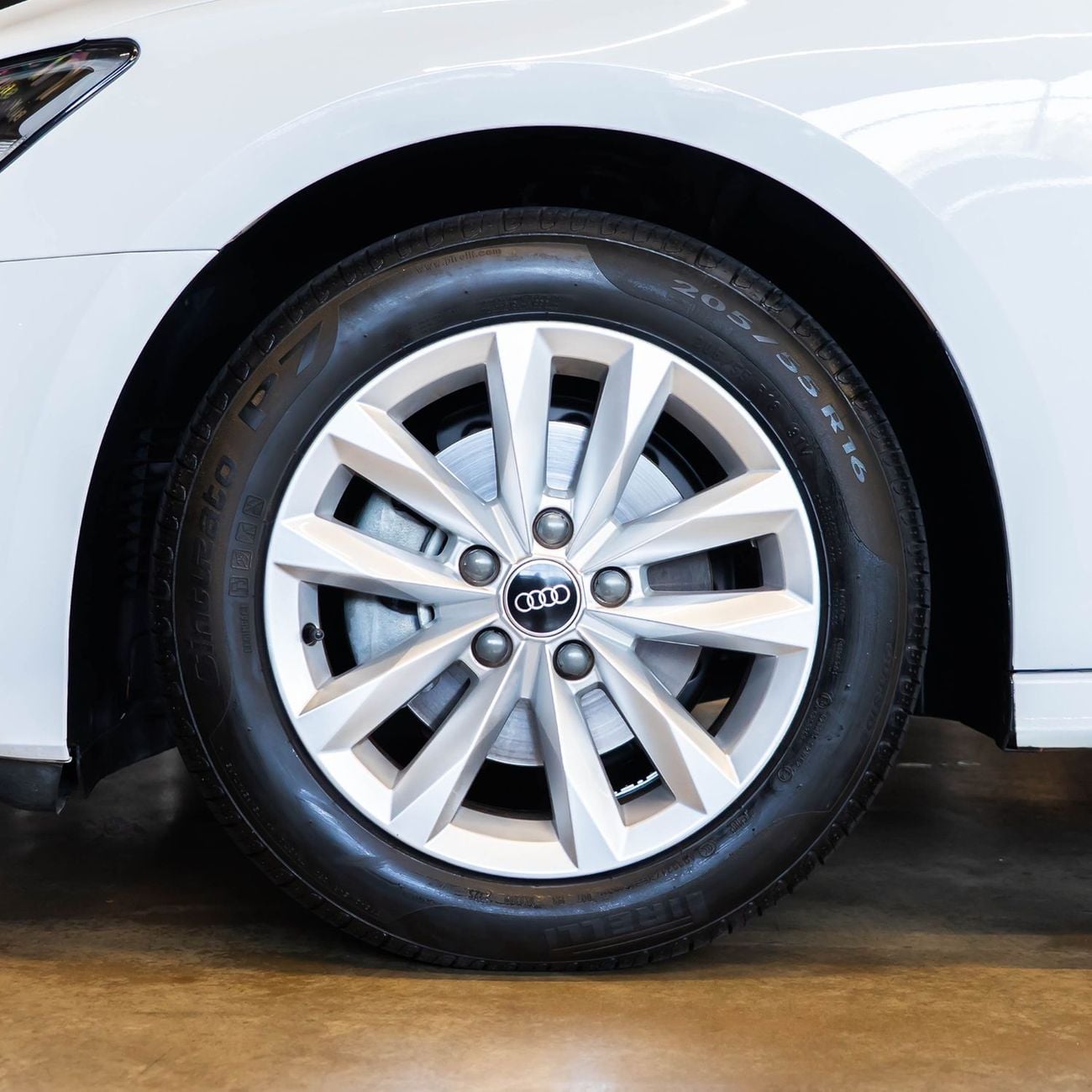 Audi A3 35 TFSI 1.4L AED 1,340 pm • 0% Downpayment • Audi A3 35 TFSI • 1 Year Warranty