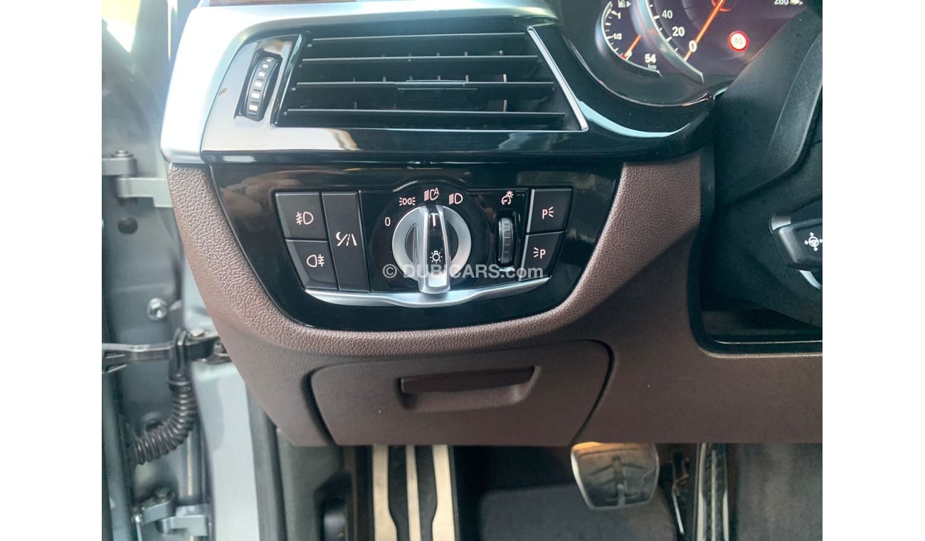 BMW 530i Luxury BMW 530 i_Gcc_2018_Excellent_Condition _Full option