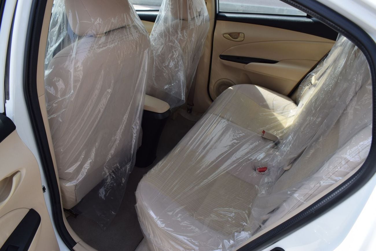 Toyota Yaris E 1.5 , model:2022. Only done 64700 km