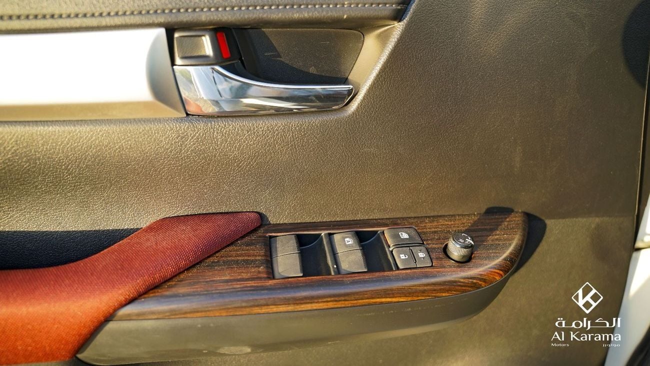 تويوتا هيلوكس GLX.S 2.4L | SR5 | Full Option | Rear Camera | Cruise Control | Diff Lock | GCC Specs