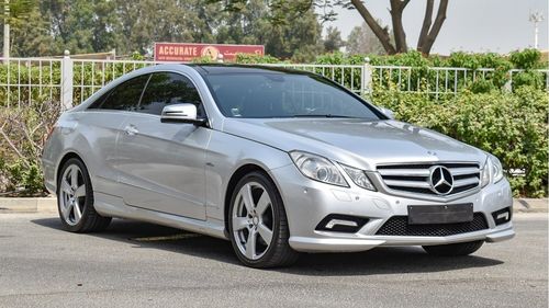 Mercedes-Benz E350 Coupe 2011 KOREAN SPECS GOOD CONDITION