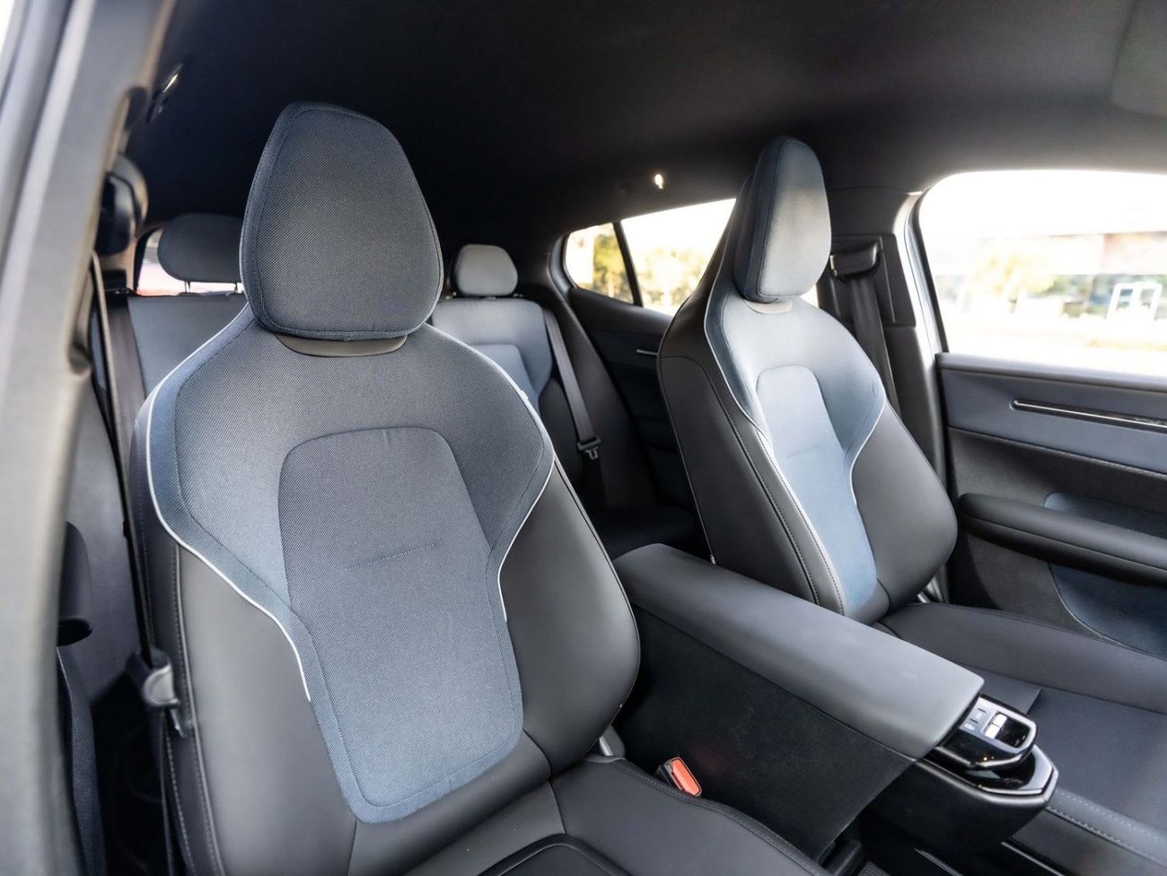 Volvo EX30 PLUS, миниатюра 12