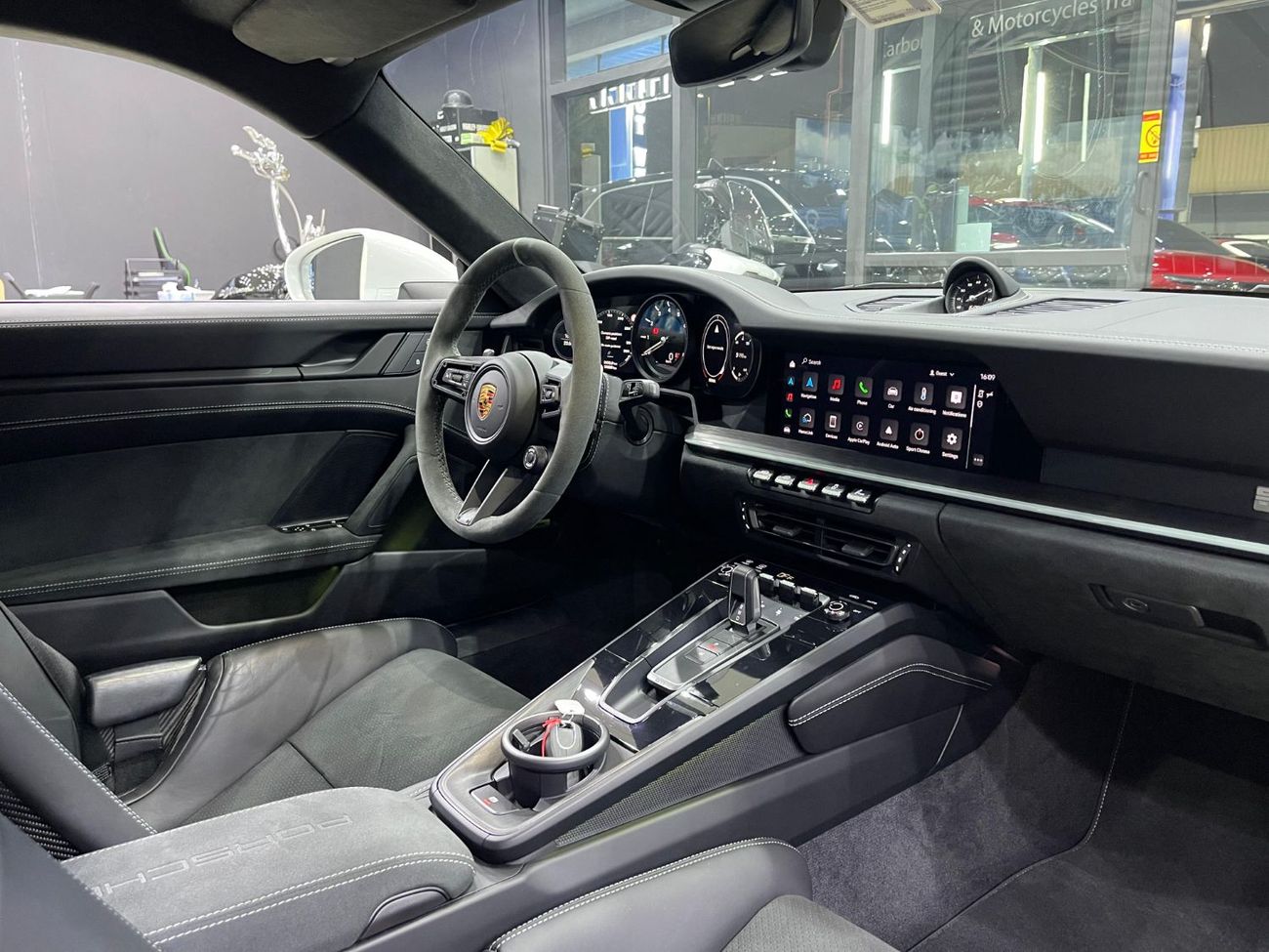 Porsche 911 Dakar 3.0L (475 HP) Coupe