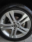 مرسيدس بنز GLA 250 4 Matic AWD